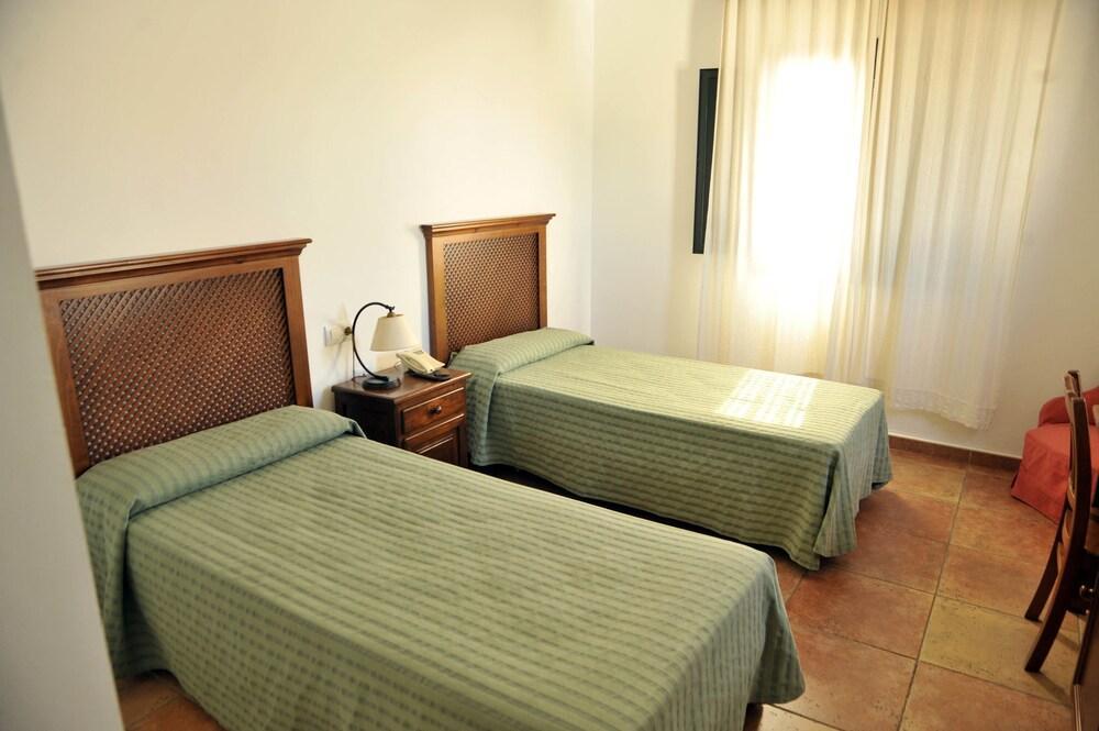 Hotel Tugasa Sierra Y Cal Olvera Exteriör bild