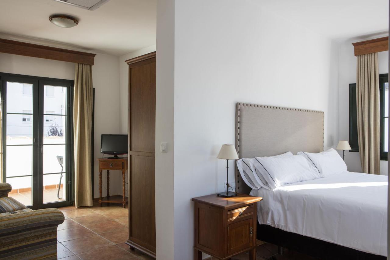 Hotel Tugasa Sierra Y Cal Olvera Exteriör bild